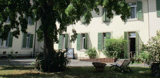 Hug - Hôpital De Psychiatrie De Belle-idée
