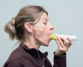 Débitmètre : serrez les lèvres