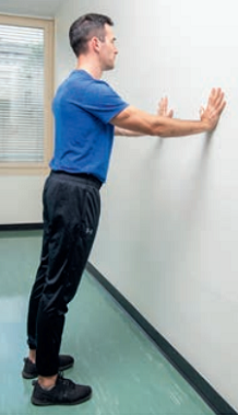 Bras contre mur - début