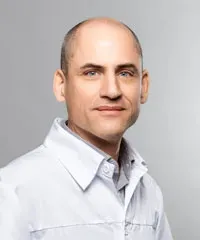 Pr Emmanuel Carrera