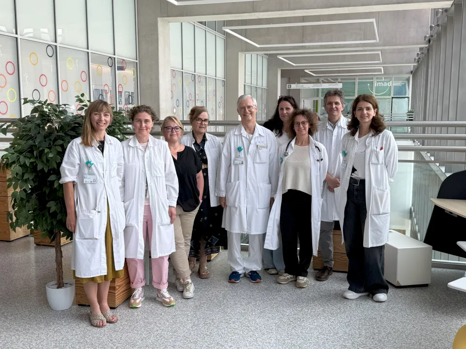 Le Pr Chalandon et son équipe