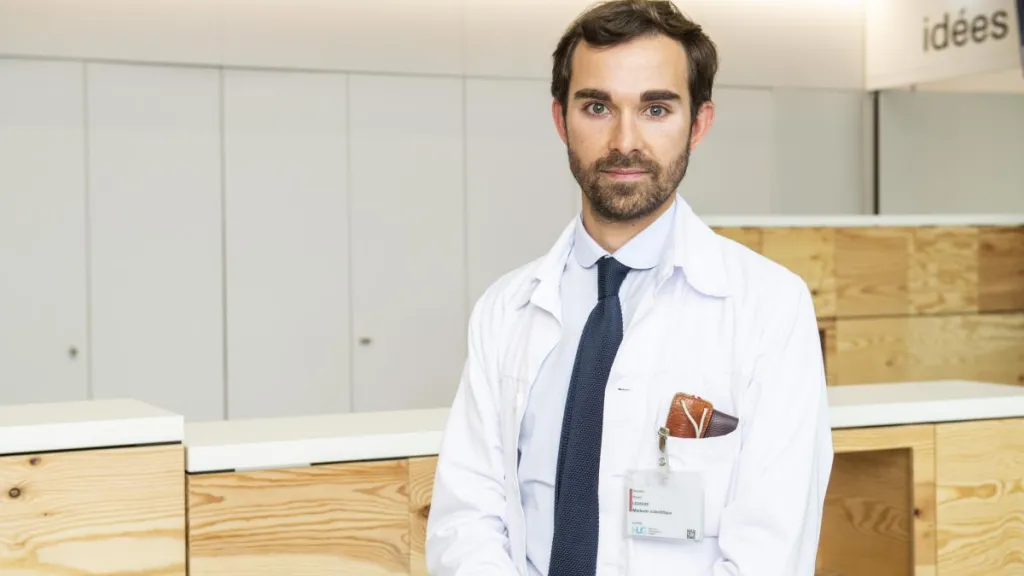 Dr David Legouis - Diminuer la mortalité liée à l’insuffisance rénale aiguë aux soins intensifs : une étude primée - HUG