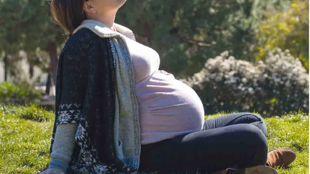 Grossesse et tabac : une femme enceinte sur sept fume ! Que font les HUG ?