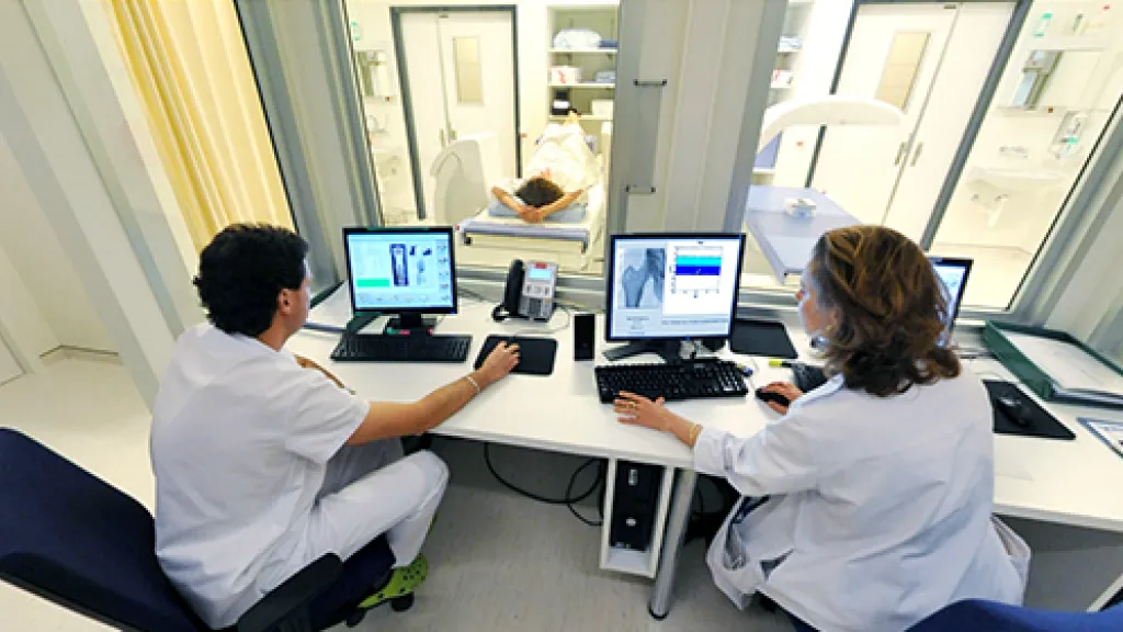 Osteoporosis: minimum radiation, maximum efficacy