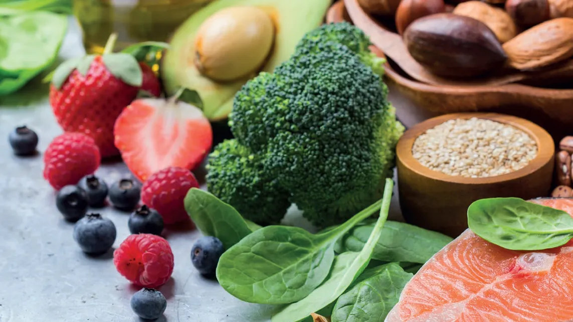 Fruits, légumes et saumon