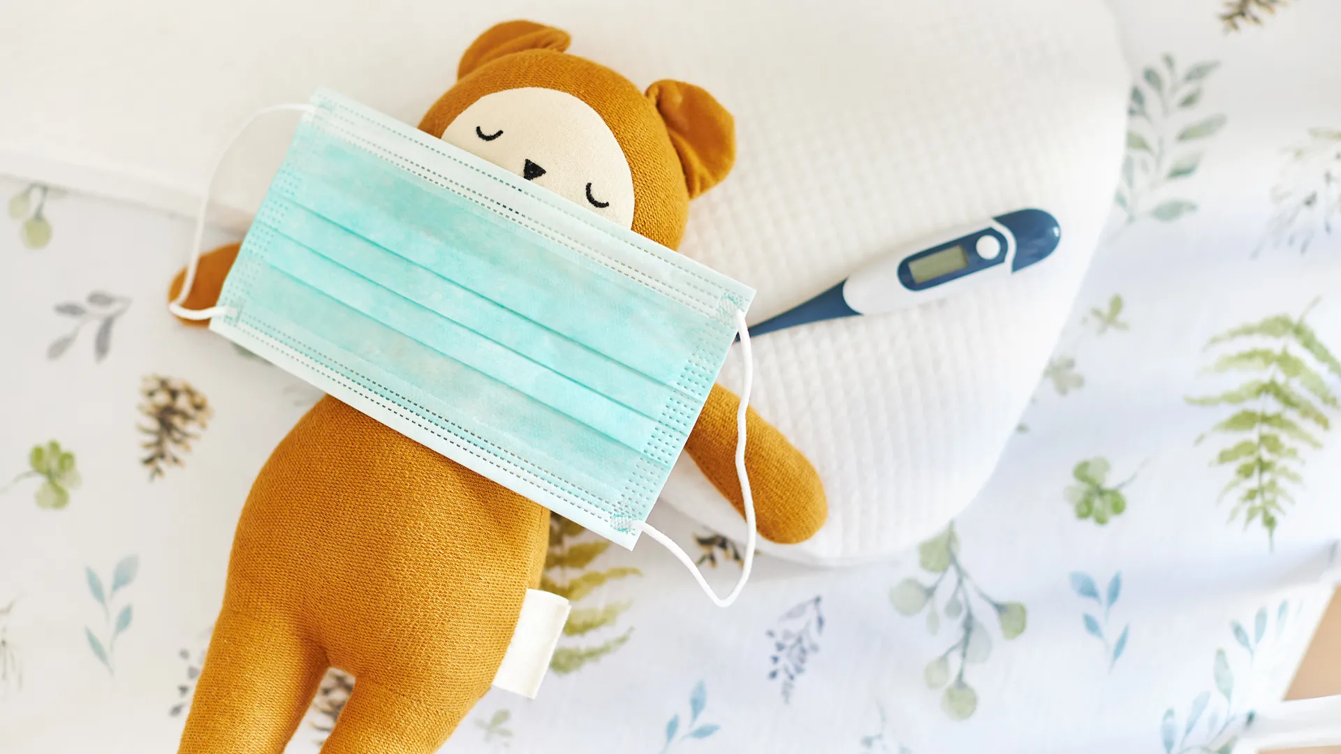 Nounours avec un masque 