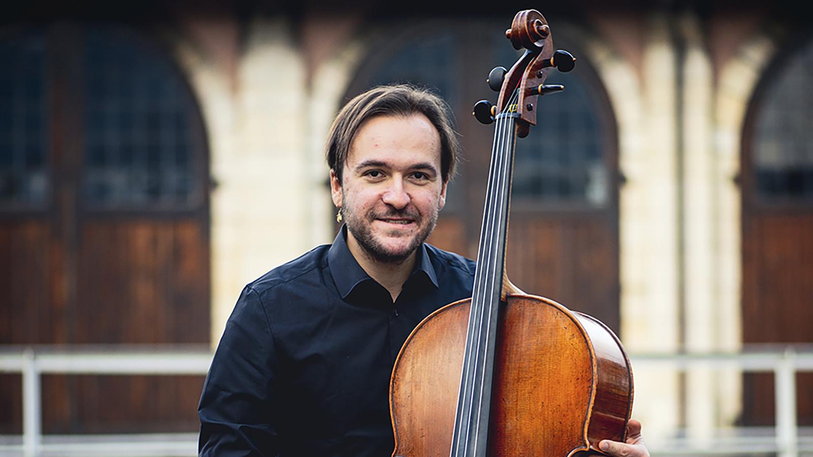 Nathan Alexandre Zürcher et son violoncelle