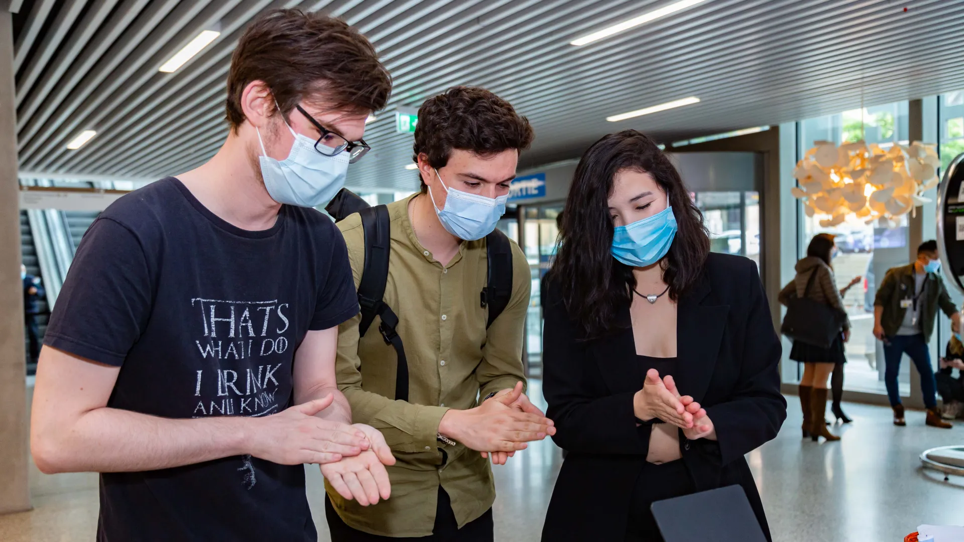 Démonstration des bons gestes de l’hygiène des mains