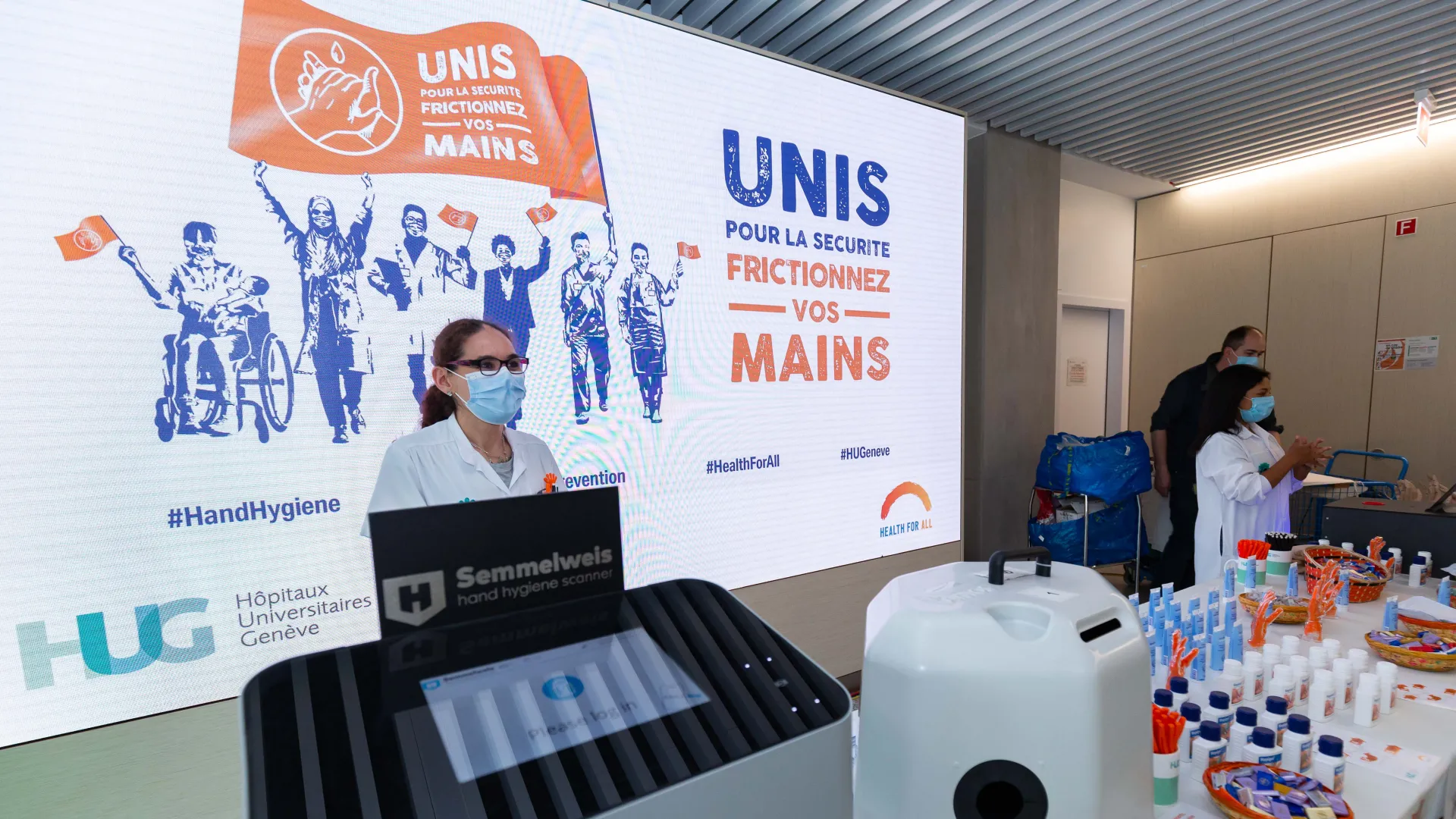 Le stand tenu par les collaborateurs et collaboratrices du SPCI