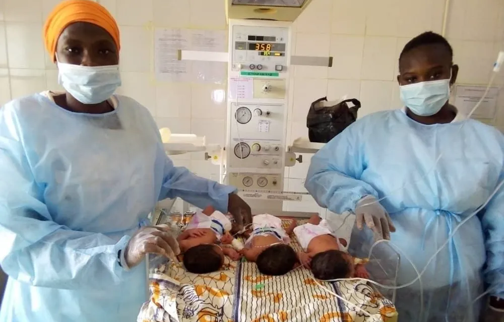 bébés en néonatologie