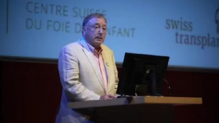Prof. Dominique Belli, ancien responsable du Centre suisse du foie de l'enfant, pionnier de la transplantation pédiatrique à Genève, Hôpitaux Universitaires de Genève