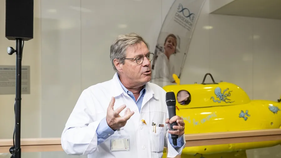 Pr Alain Gervaix, chef du département de la femme, de l'enfant et de l'adolescent