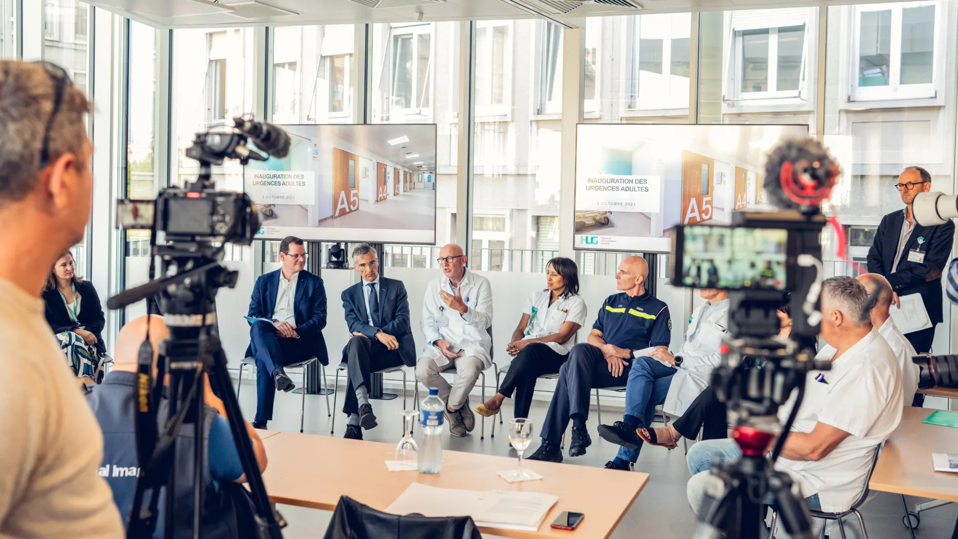 Conférence de presse précédant l'inauguration des urgences adultes