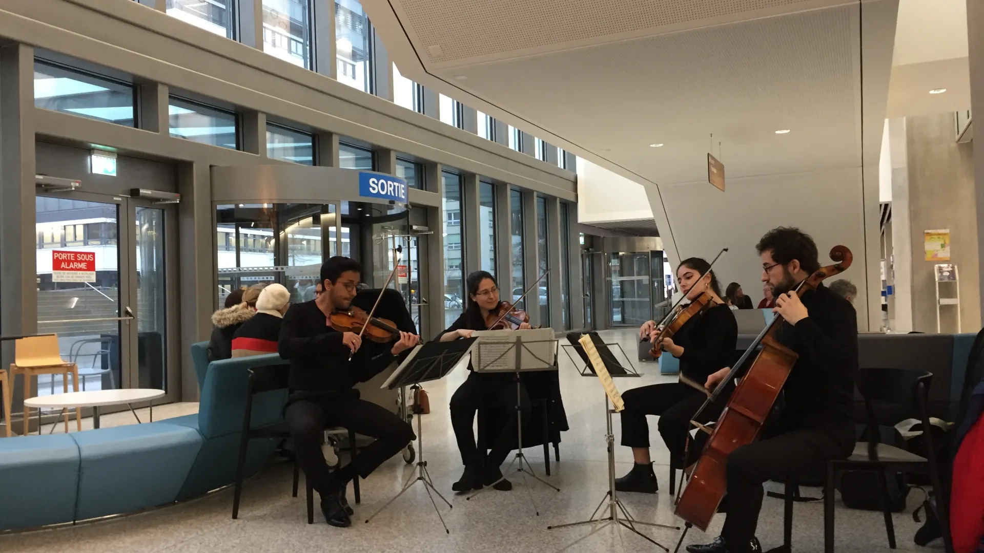 Les musiciens dans l'hôpital