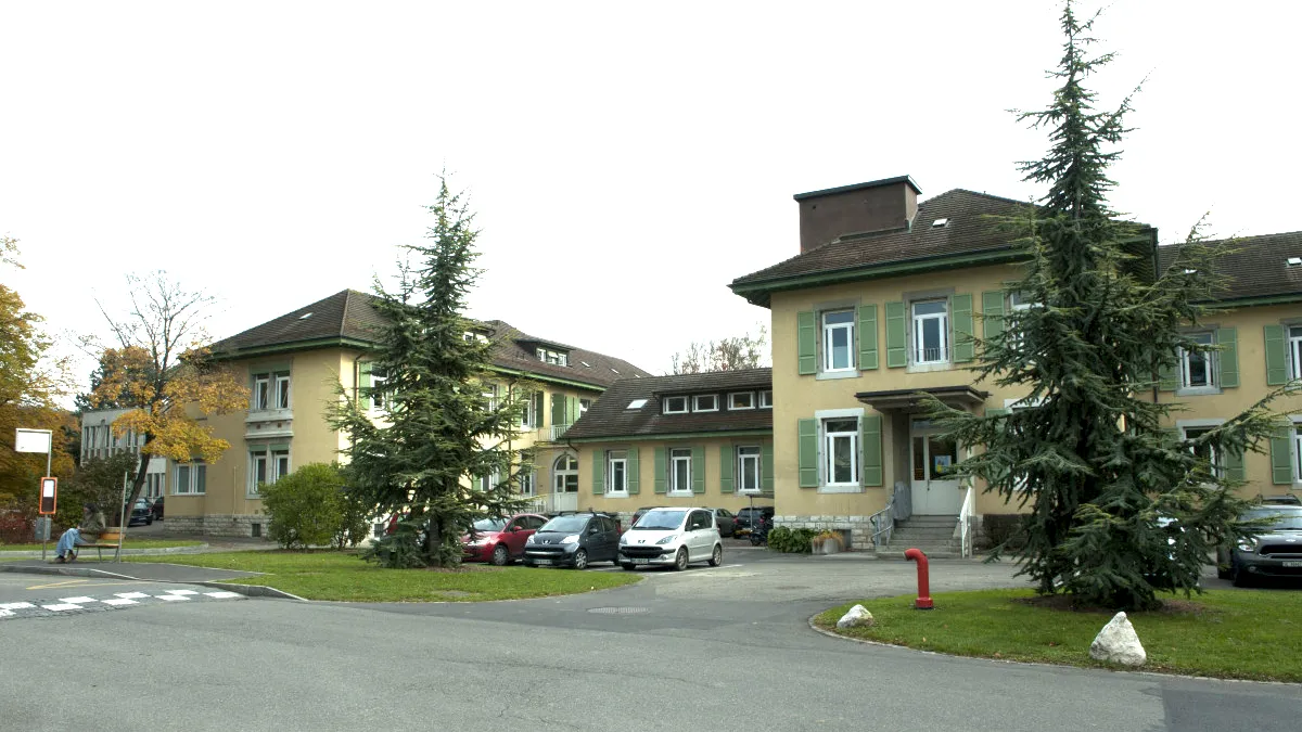 Bâtiment de psychiatrie (Belle idée)