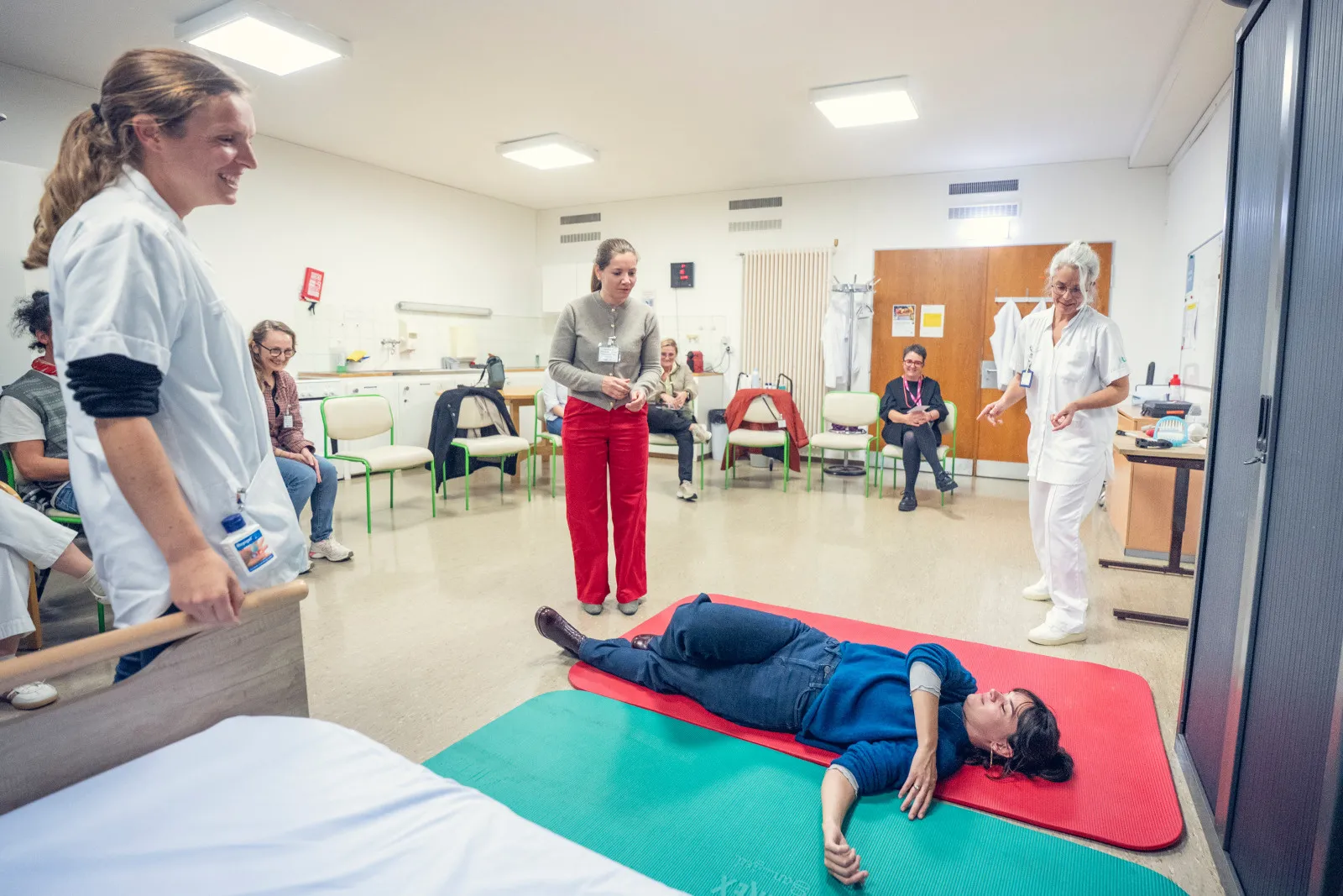 Apprendre à se relever du sol