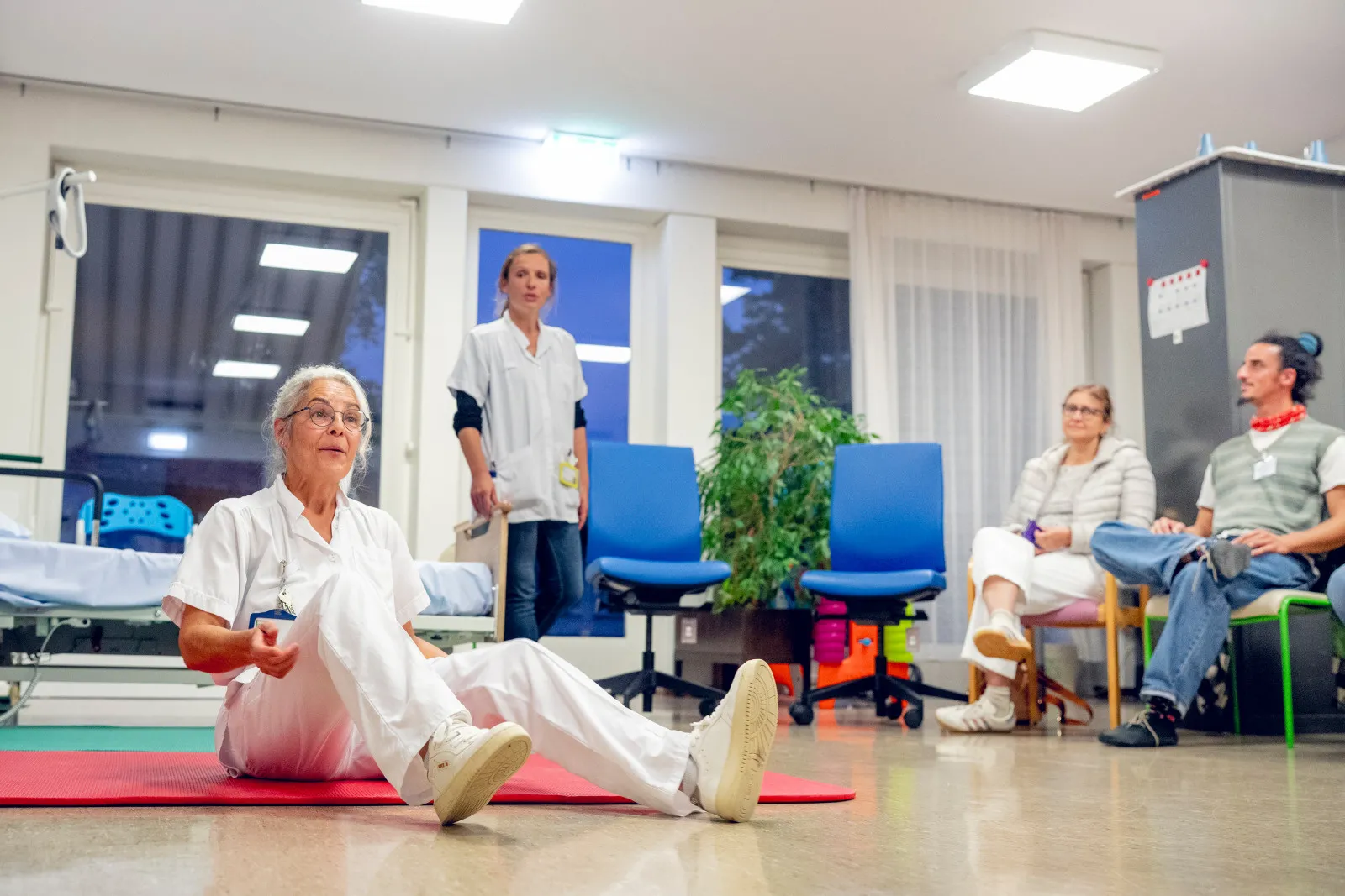 Se relever du sol, un apprentissage de l'autonomie