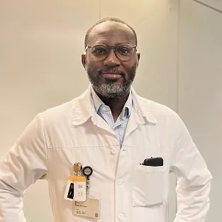 Dr Nana Poku