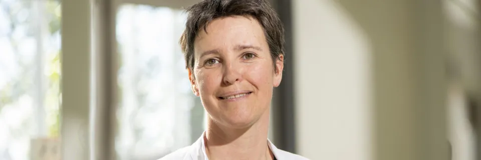 Isabelle Hausmann - maîtresses et maîtres d’éducation physique