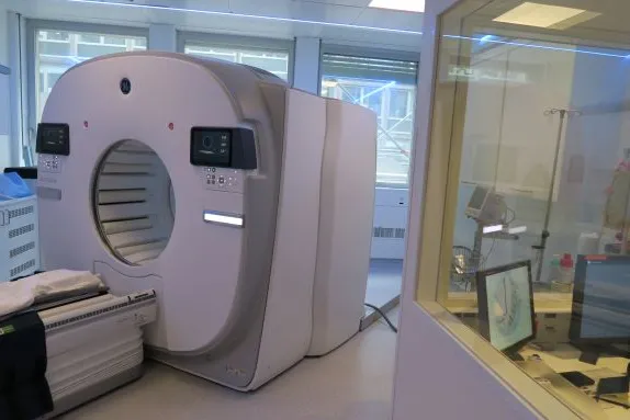 Gamma-caméra pour réaliser une scintigraphie