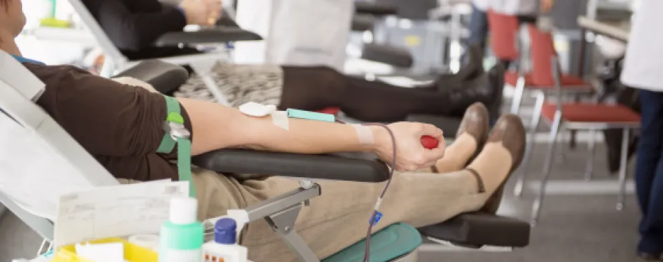 Les HUG ont besoin de sang - Trois collectes gourmandes cet été