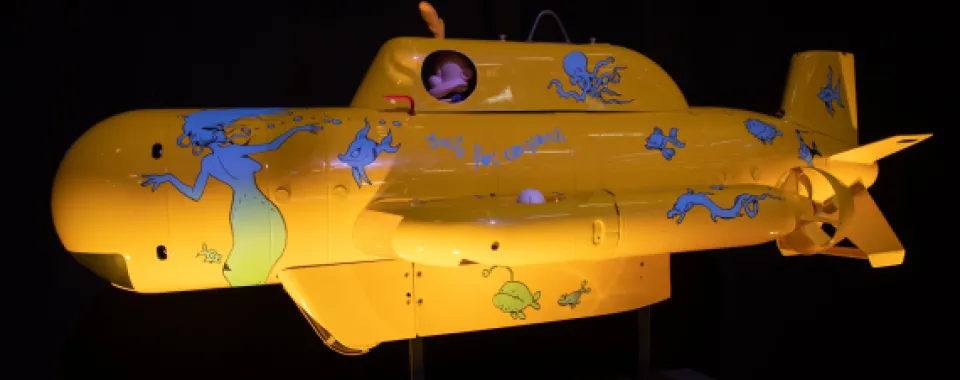 Sous-marin Smile for Cansearch, décoré par Zep - Copyright : Cansearch - Carole_Parodi
