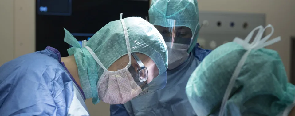 Chirurgiens et chirurugiennes aux HUG