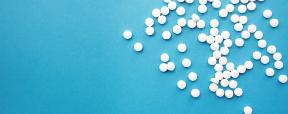 La lutte contre les infections bactériennes passe par moins d’antibiotiques - Photo by Hal Gatewood on Unsplash