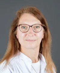 Mme Corinne Sedmak Hotier