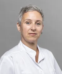  Magali Khan Mohammad Favre 