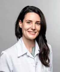 Dr Chloé Cantero
