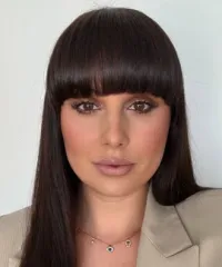 Mme Gabriela Rodrigues