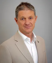 Pr Pierre-Olivier Bridevaux