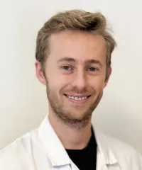 Dr Simon Chilou chef de clinique HUG Clinique de Crans-Montana