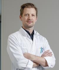 Dr Florian Stierlin