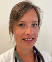 Dre Stéphanie Zucchello-Bachmann