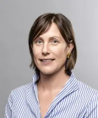 Madame Stéphanie IRANMANESH